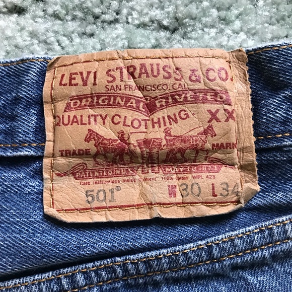 Vintage Levi’s 501 Straight Leg High Rise Jeans - Picture 6 of 14